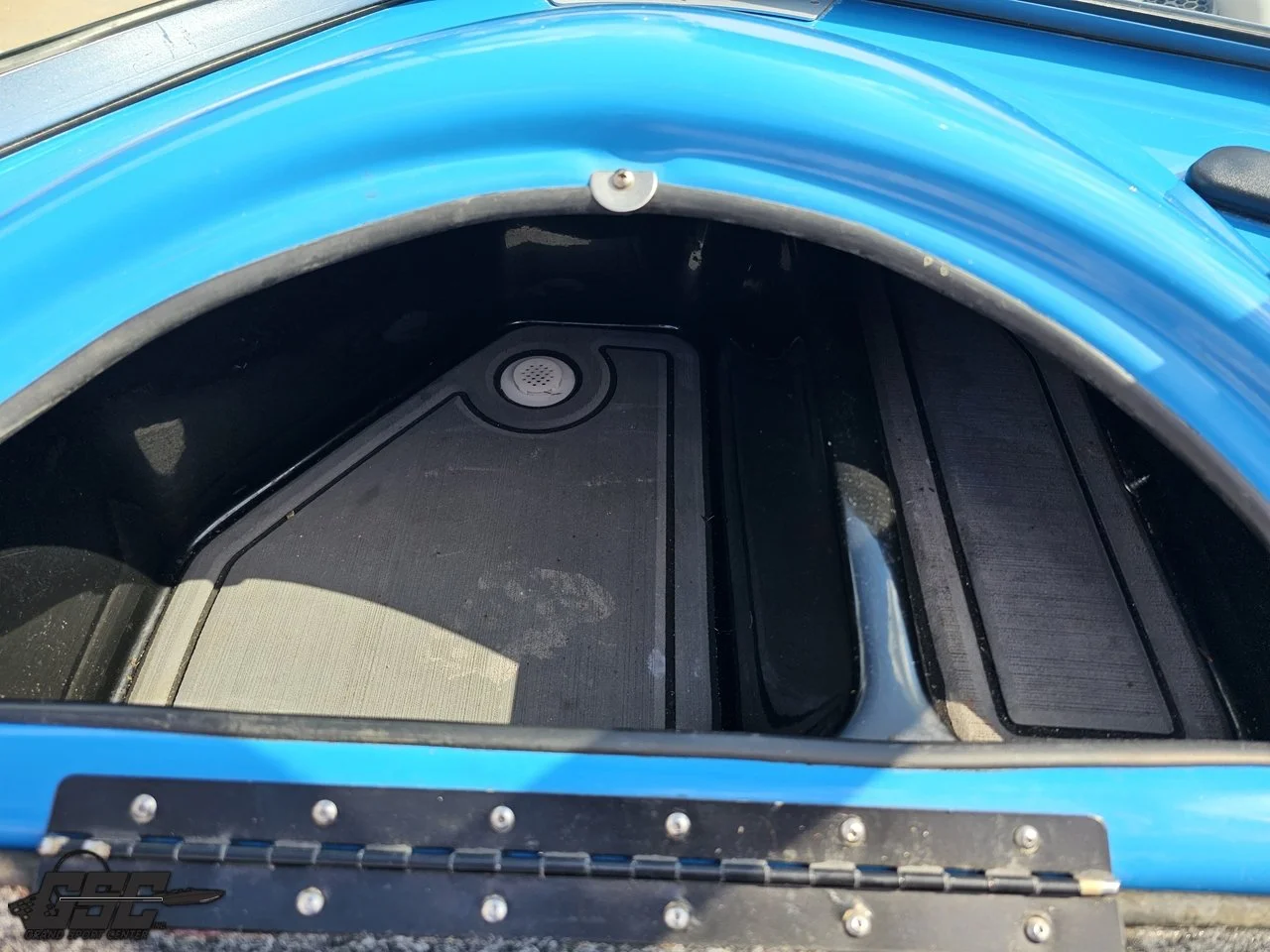 2018 Sanger 215 XTZ Surf — Grand Sport Center